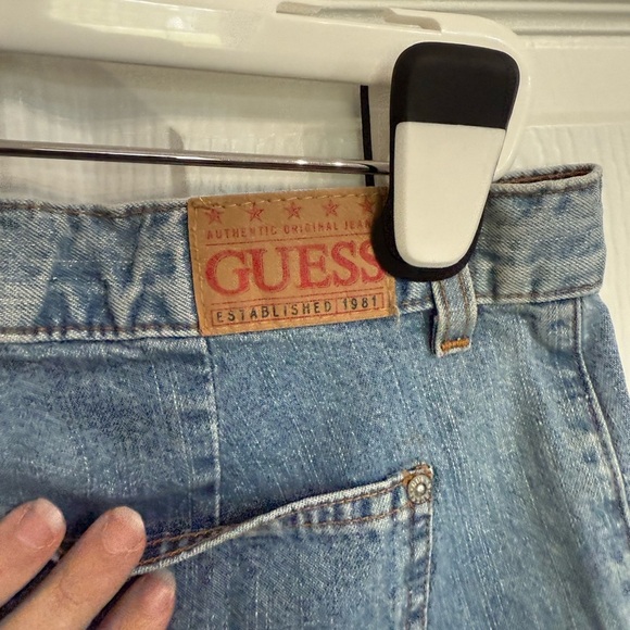 Vintage Guess Jeans USA Button Fly Mid Rise Straight Leg Denim Size 30 (8-10) - Picture 4 of 7